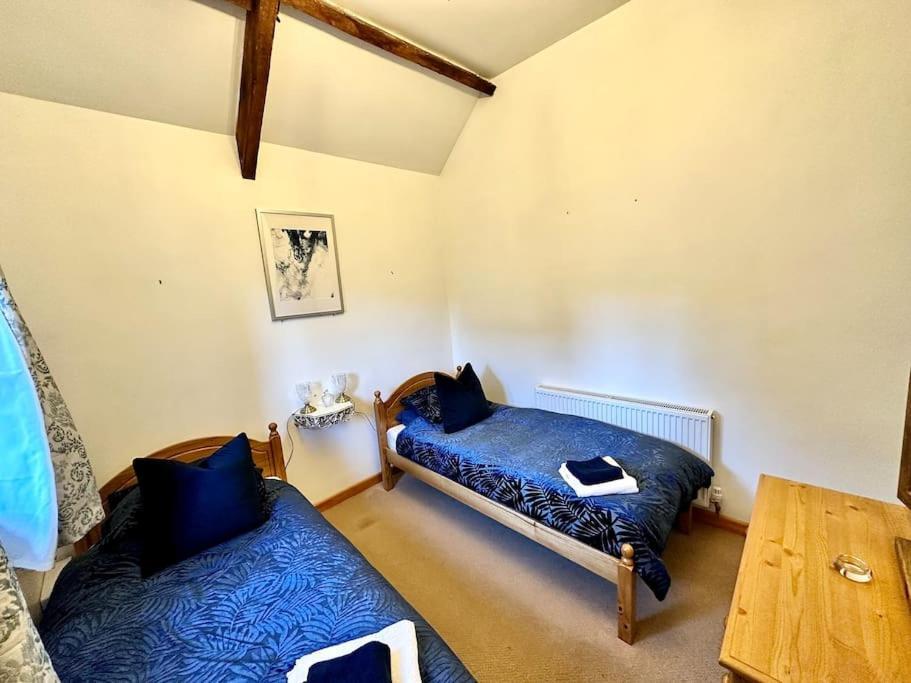 Detached One Level Stone Barn Villa Llangwm-Isaf Екстериор снимка